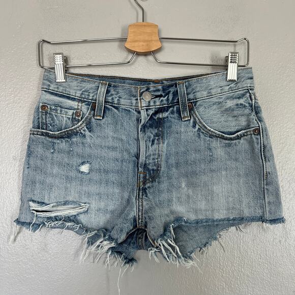 Levi’s 501 Original Light Wash Distressed Cutoff Denim Button Shorts Women Sz 25 - Picture 3 of 13